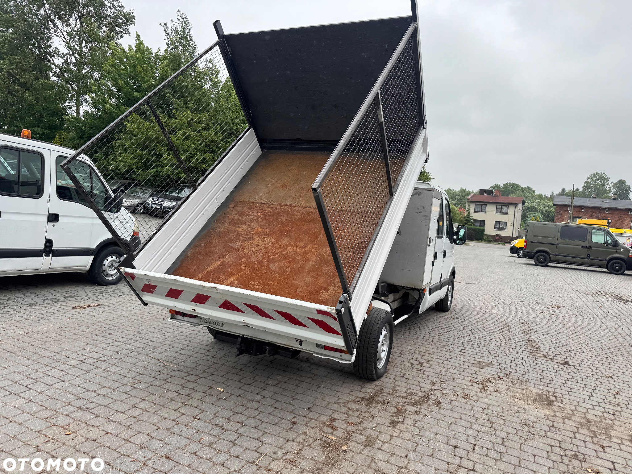 Renault Master 2009 r. kraty wywóz liści Wywrotka Kiper Brygadówka 7 Osobowy Dubelkabina Dobelkabina Wywrot Doka - 6