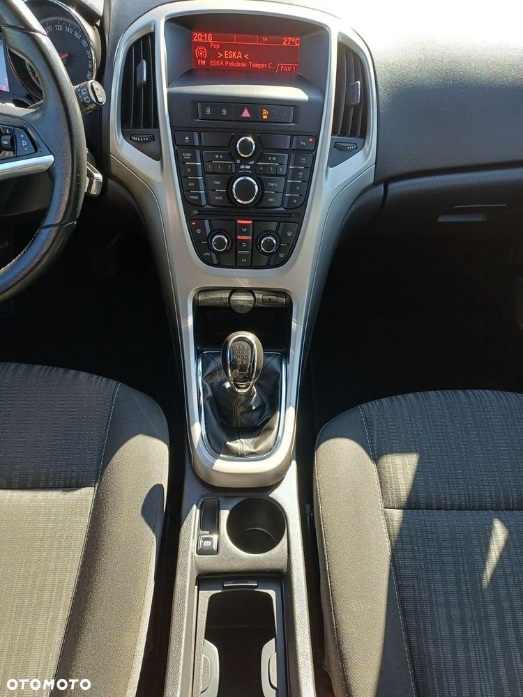 Opel Astra 1.4 Turbo Style - 22