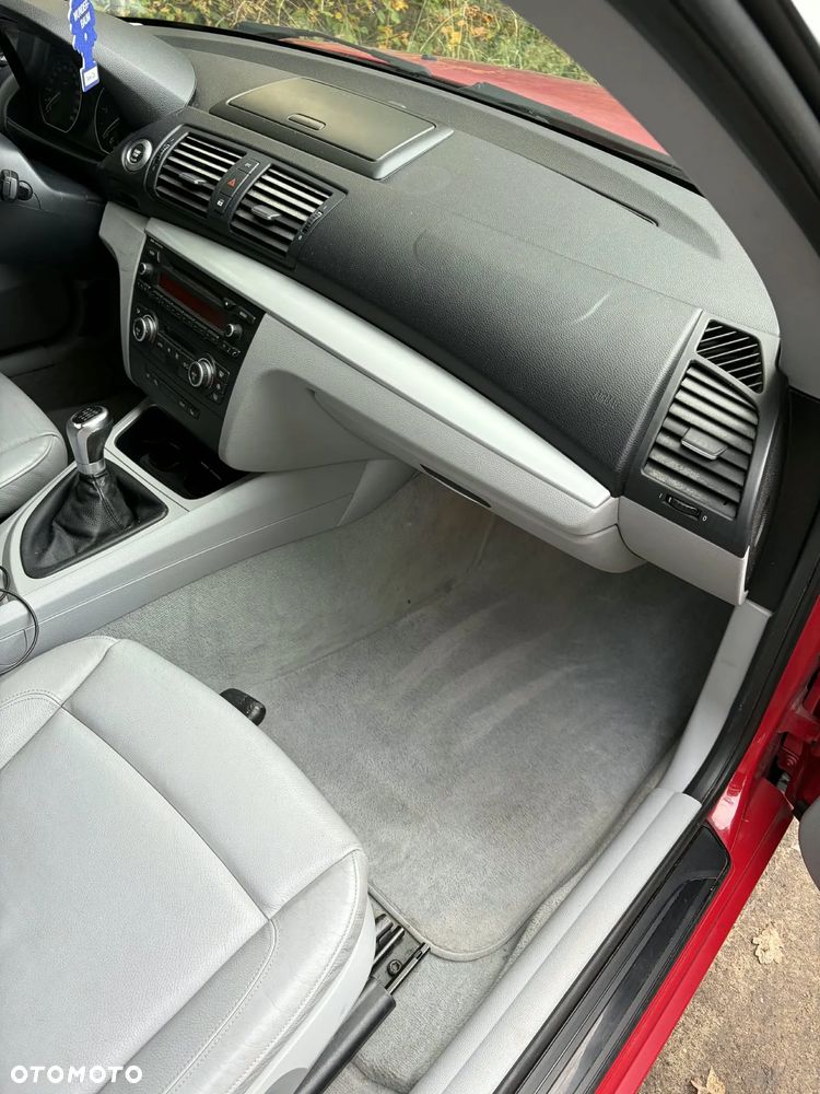 BMW Seria 1 120d - 13