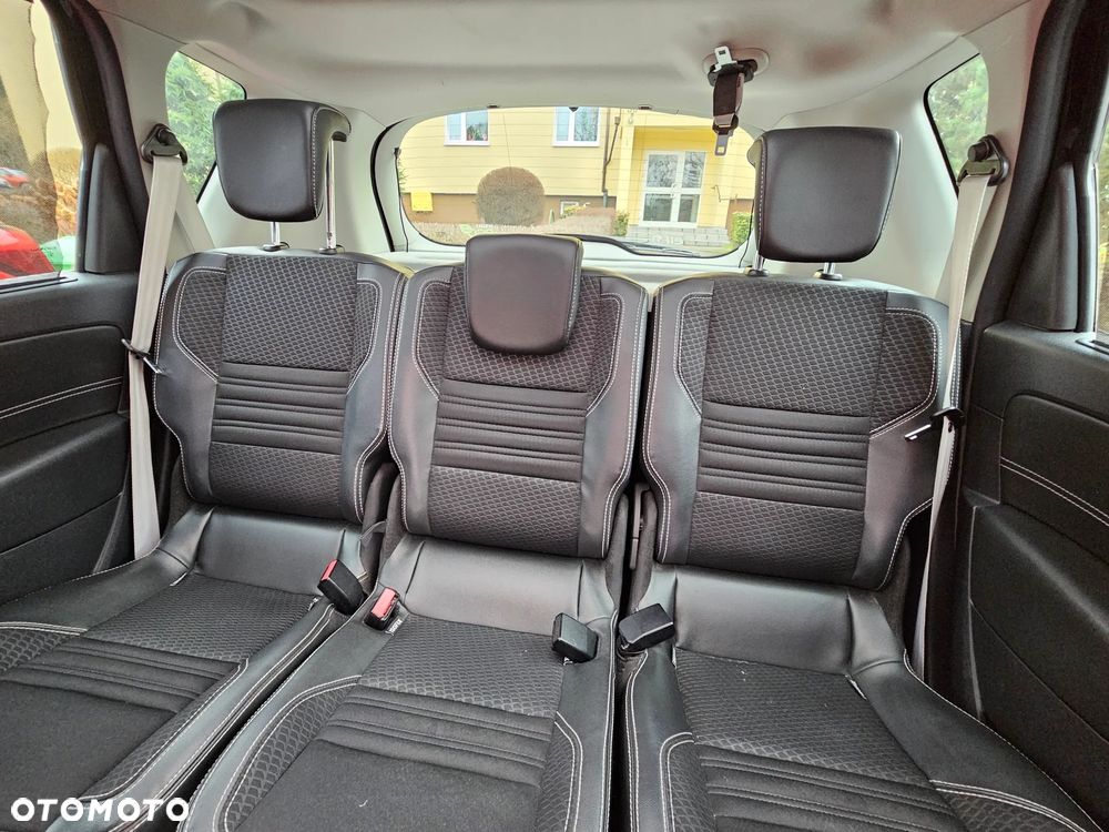 Renault Scenic 1.6 dCi Energy Bose Edition S&S - 12