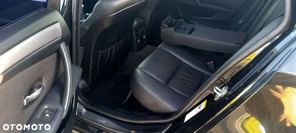 BMW Seria 5 520d Edition Exclusive - 6