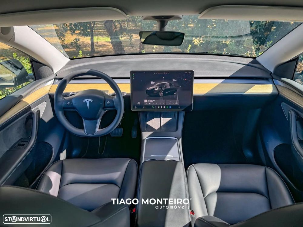Tesla Model Y Tração Traseira - 41
