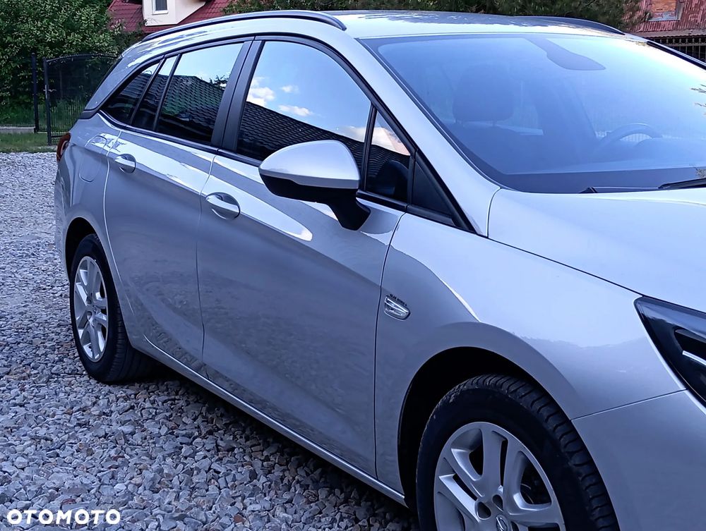 Opel Astra 1.4 Turbo Edition - 9