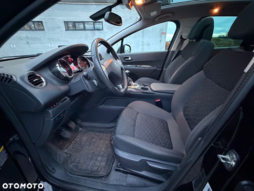 Peugeot 3008 1.6 HDi Style - 13