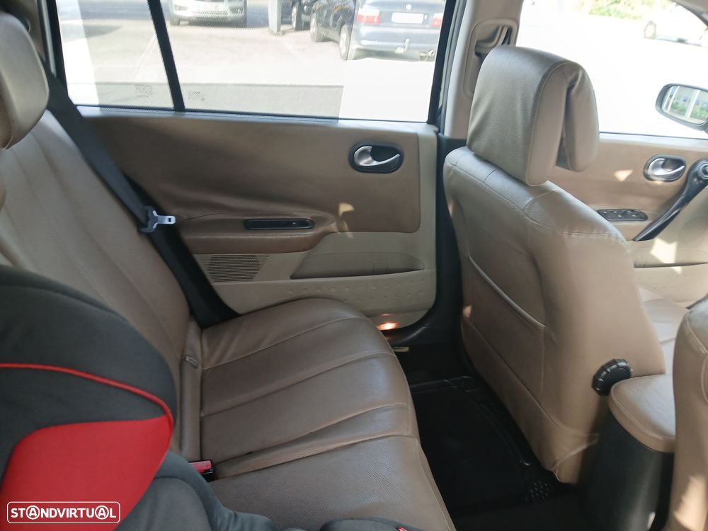 Renault Mégane Break 1.5 dCi Dynamique - 5