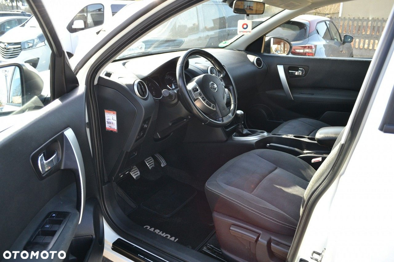 Nissan Qashqai+2 - 6