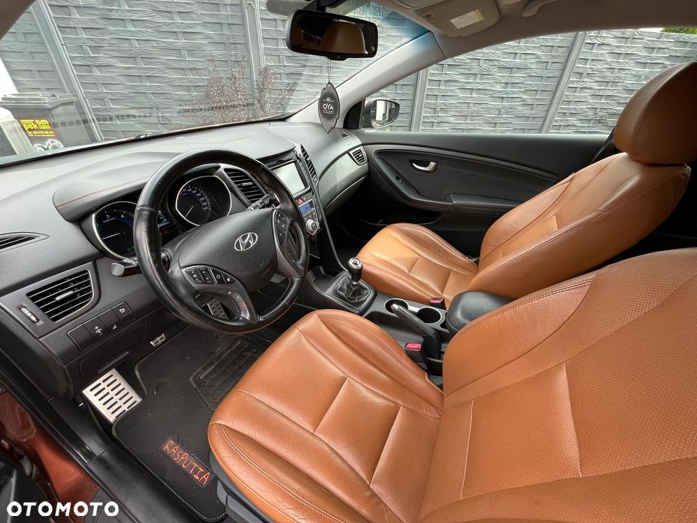 Hyundai i30 1.6 CRDi Premium - 23