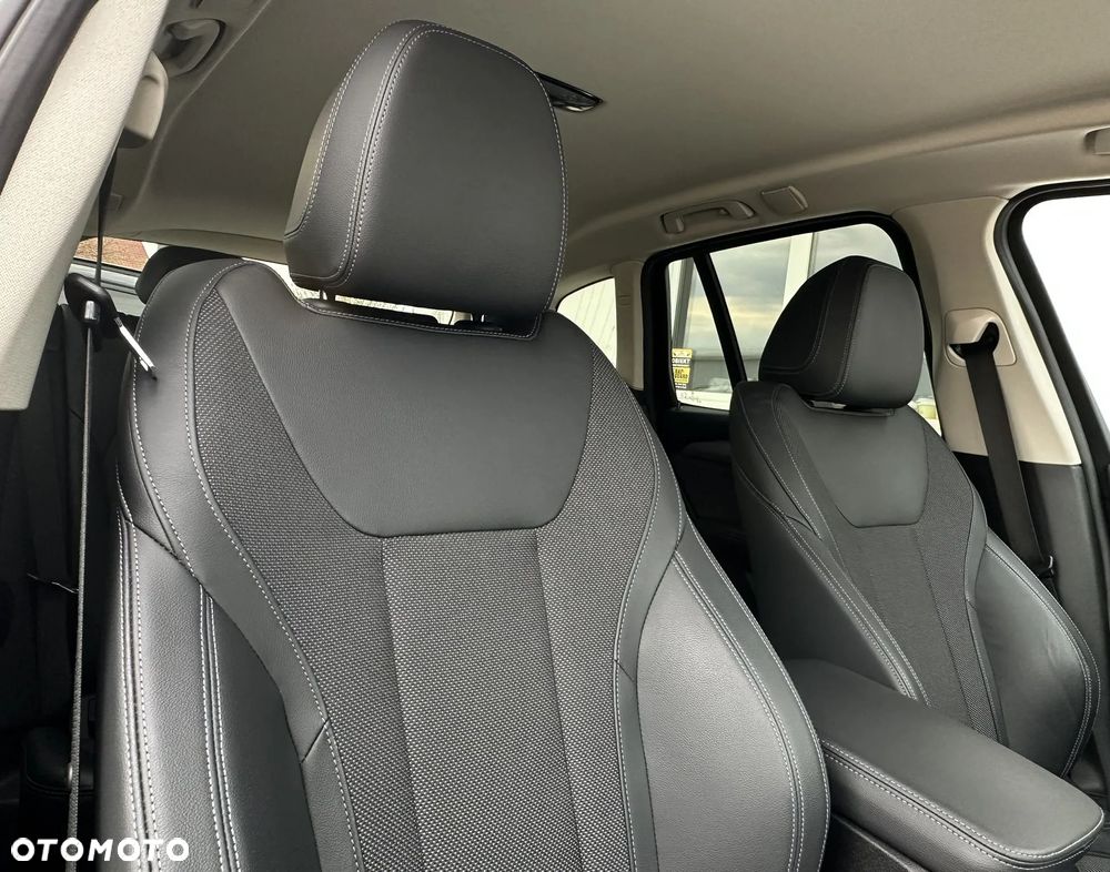 BMW X3 xDrive20i sport - 22