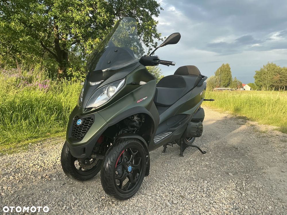 Piaggio MP-3 - 8