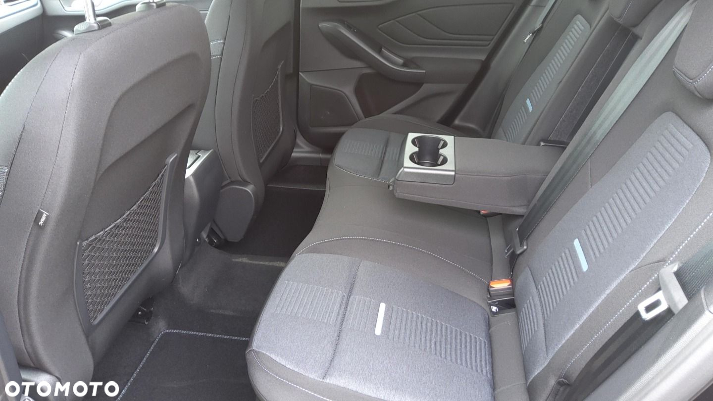 Ford Focus - 20