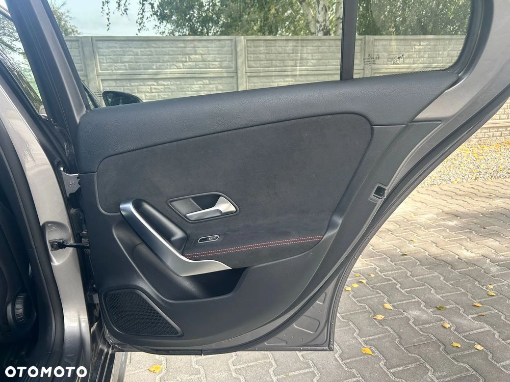 Mercedes-Benz Klasa A 220 d 4-Matic AMG Line 8G-DCT - 20