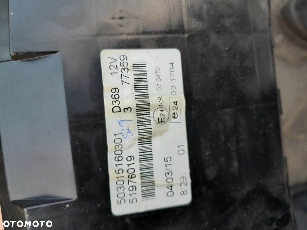 Licznik Opel Combo D 51976019 - 2