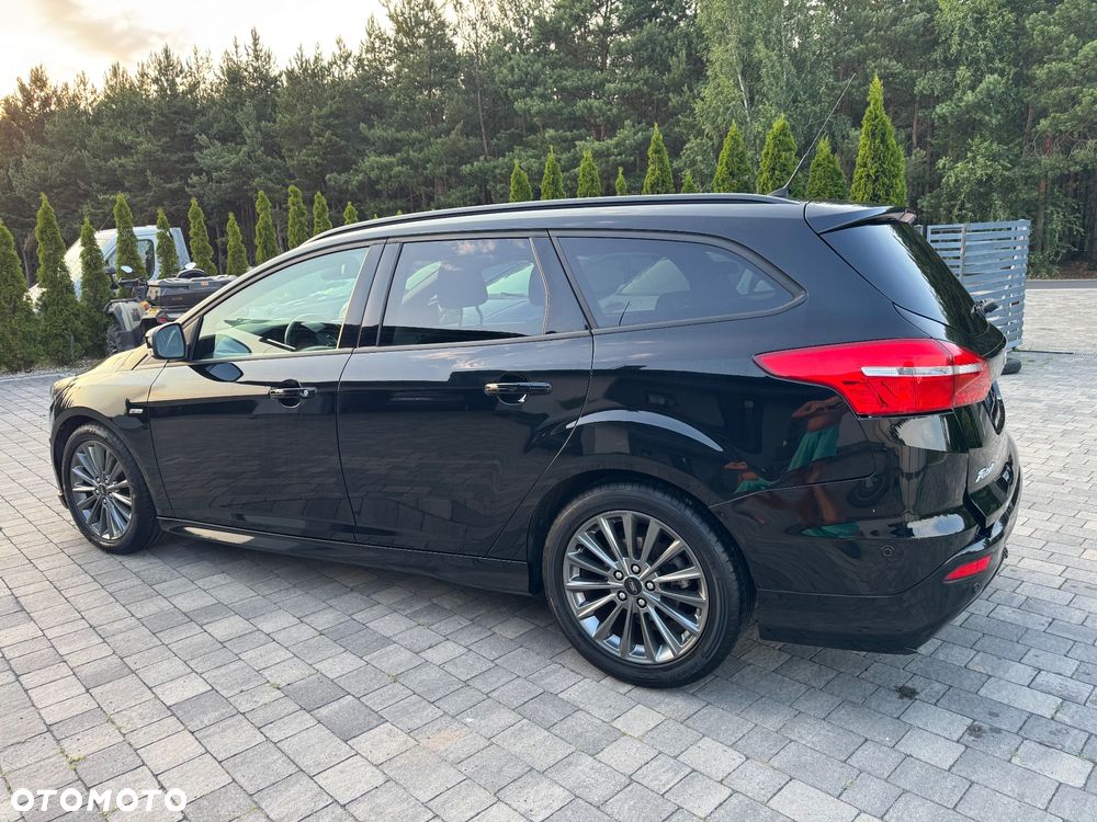 Ford Focus 1.0 EcoBoost Start-Stopp-System ST-LINE - 4