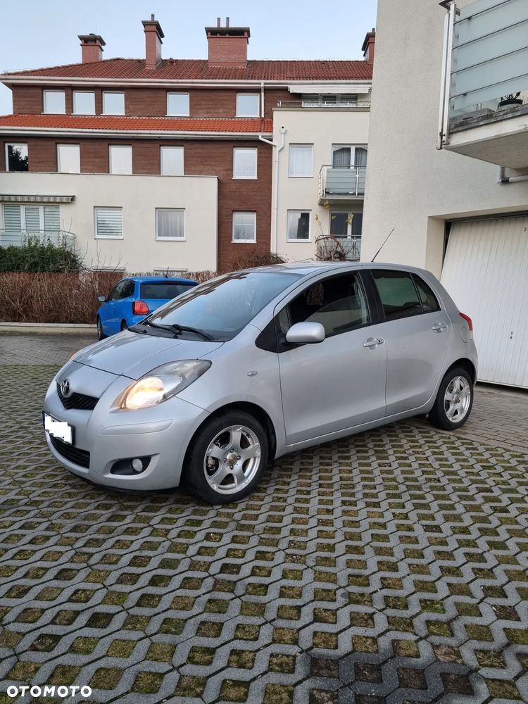 Toyota Yaris 1.33 VVT-i - 3