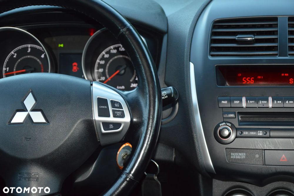Mitsubishi ASX 1.8 DI-D 2WD Edition II - 24