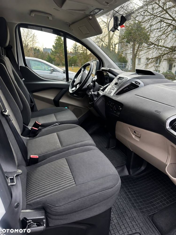 Ford Tourneo Custom 300 L1H1 VA Trend - 17