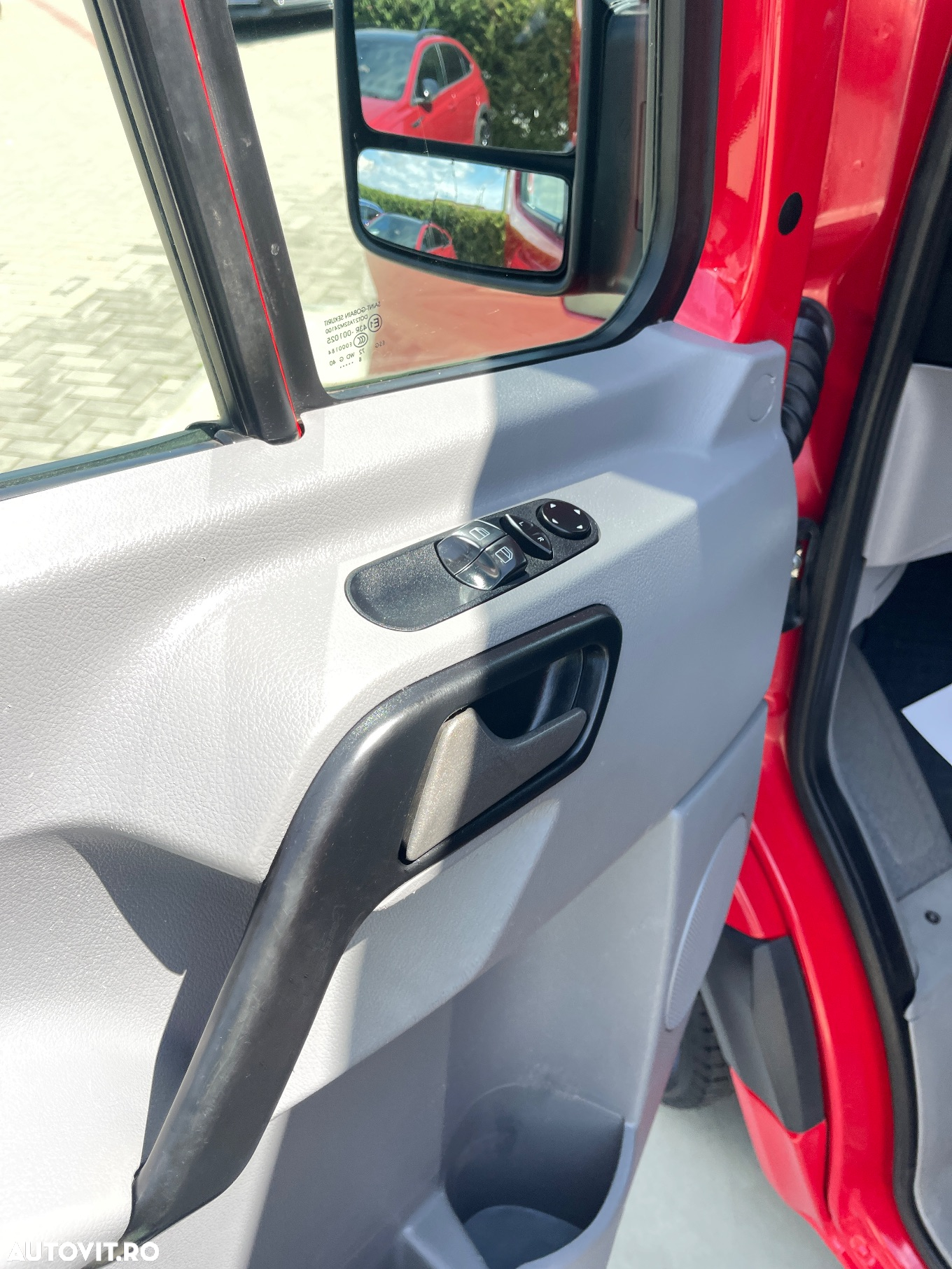 Mercedes-Benz Sprinter 519 3.0CDI V6 AUTOMAT MEDIU 2CULISANTE - 25