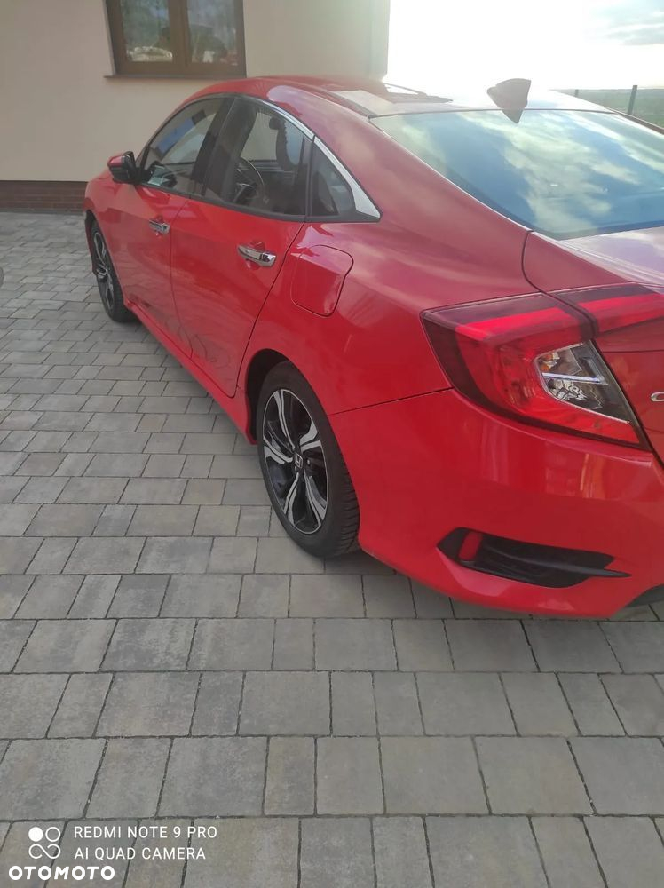 Honda Civic 1.5 T Elegance - 2