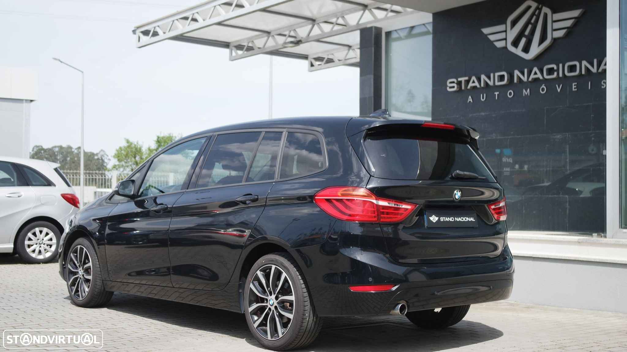 BMW 216 Gran Tourer - 8