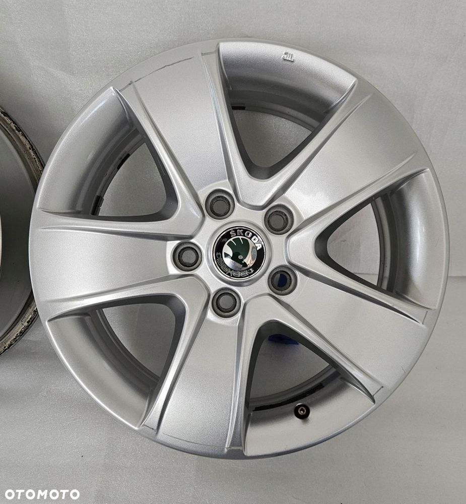 FELGI SKODA OCTAVIA II 1Z0 SUPERB II YETI 6,5x16 16 ET50 5X112 - 8