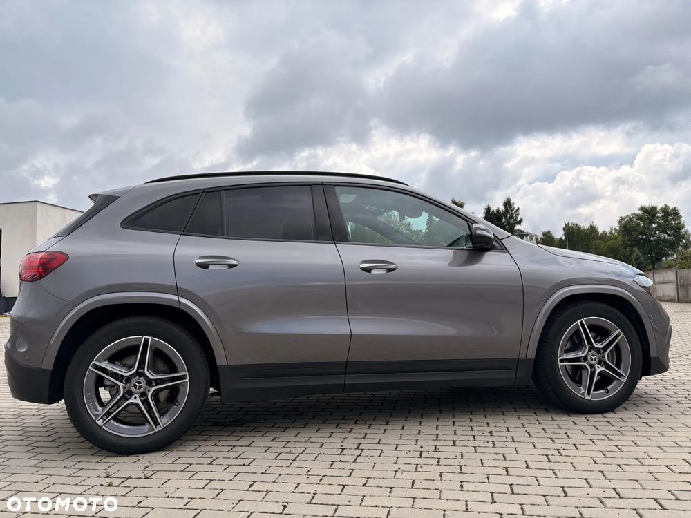Mercedes-Benz GLA 220 mHEV 4-Matic AMG Line 8G-DCT - 3