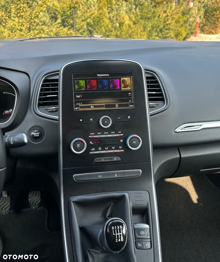 Renault Scenic Energy TCe 115 S&S LIMITED - 28