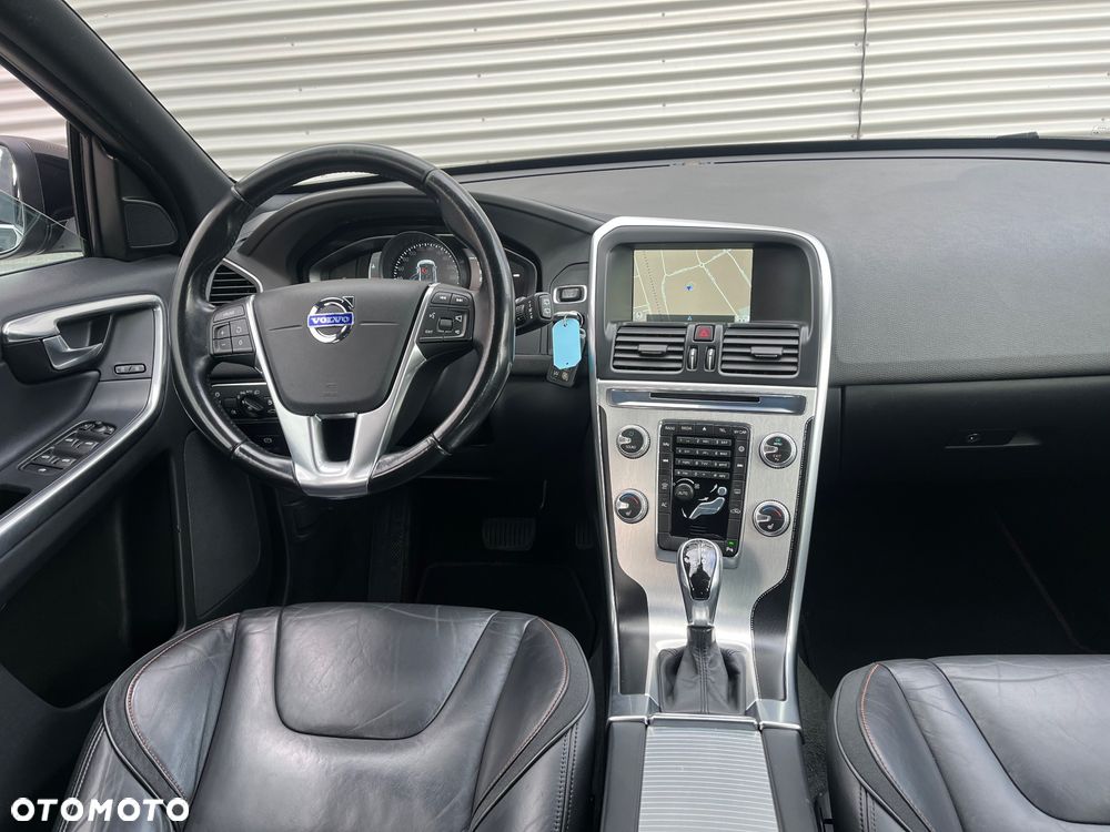 Volvo XC 60 D3 Ocean Race - 13