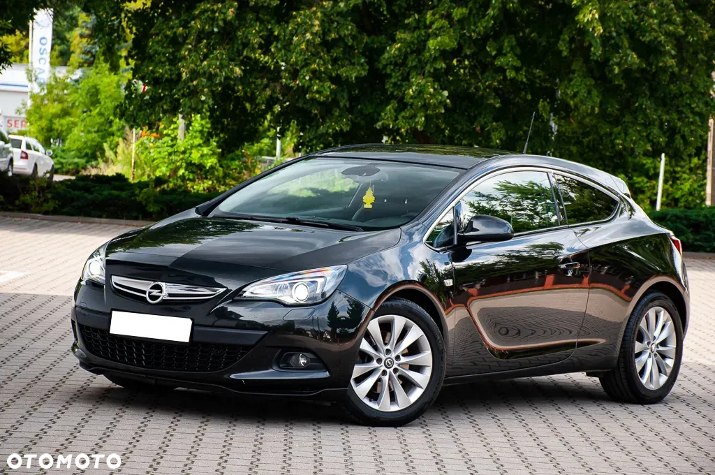 Opel Astra IV GTC 1.6 T Sport - 8