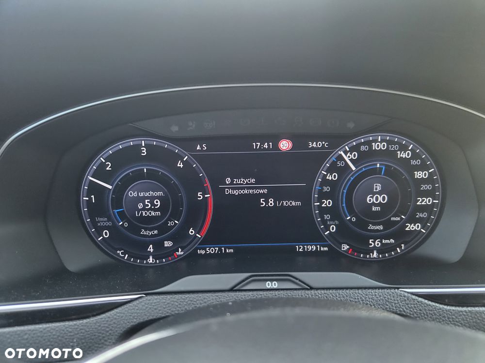 Volkswagen Passat 2.0 TDI SCR Highline - 12
