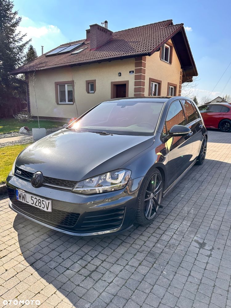 Volkswagen Golf 2.0 TDI BMT GTD DSG - 1