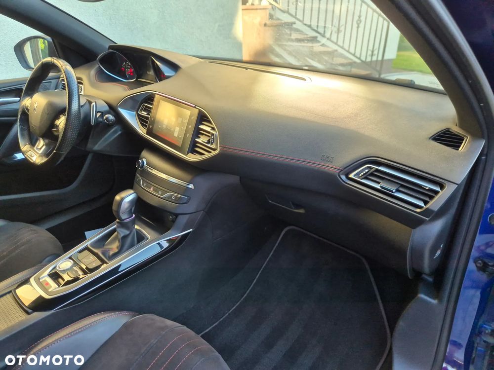 Peugeot 308 - 13