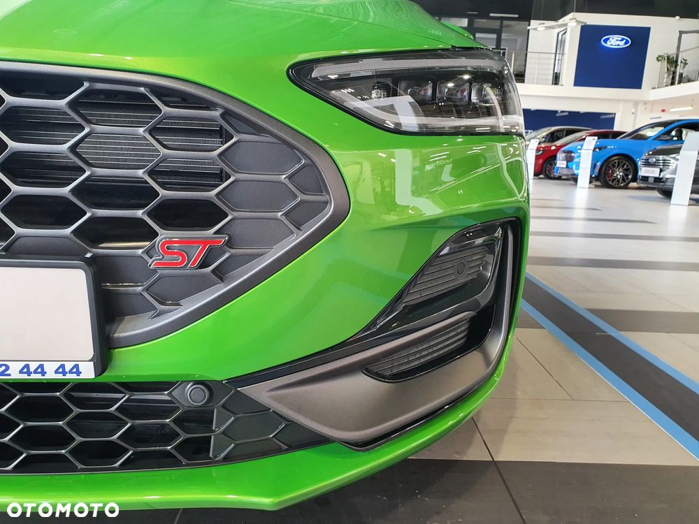 Ford Focus 2.3 EcoBoost ST X - 5
