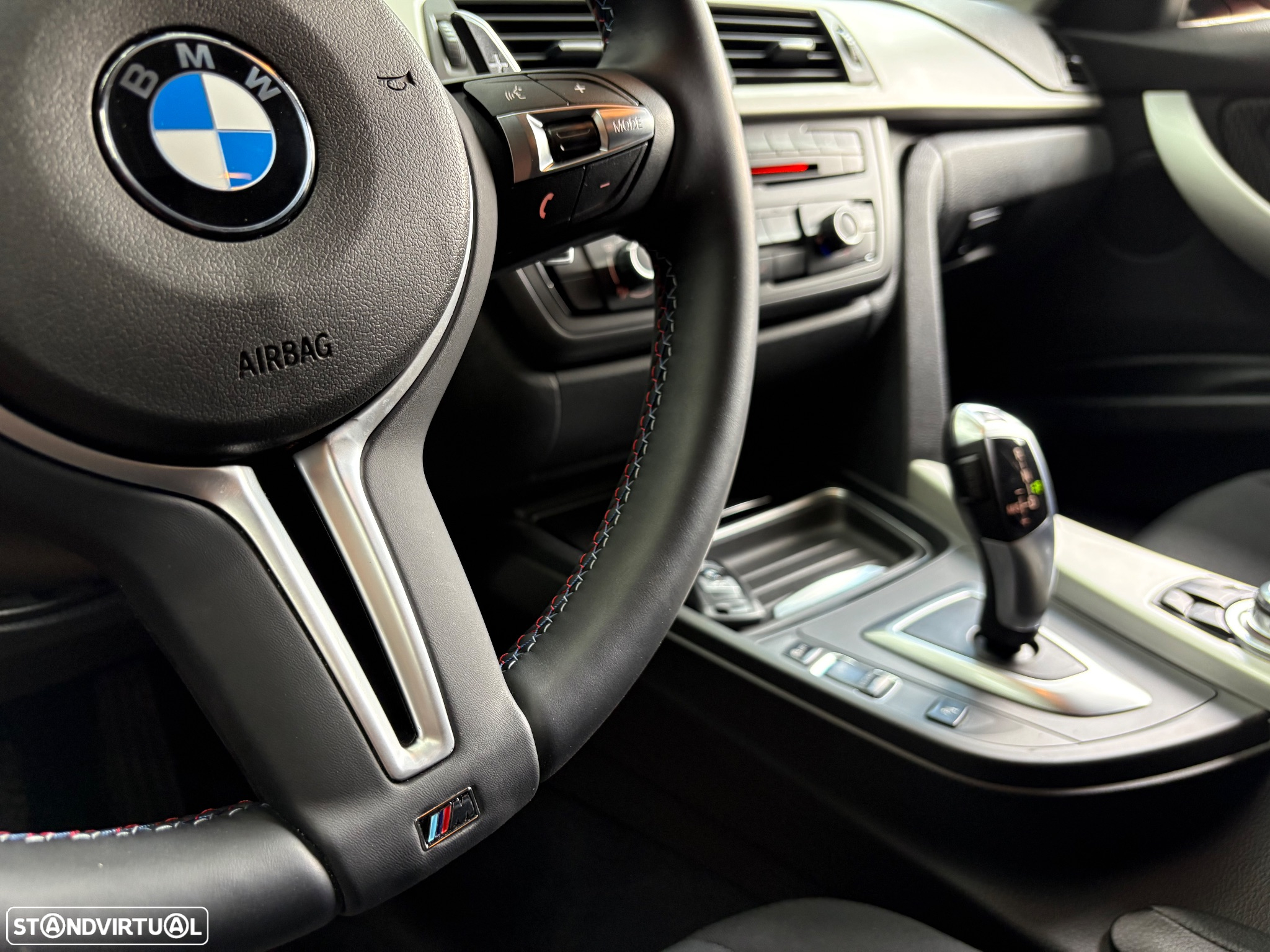 BMW 318 d Aut. Sport Line - 50