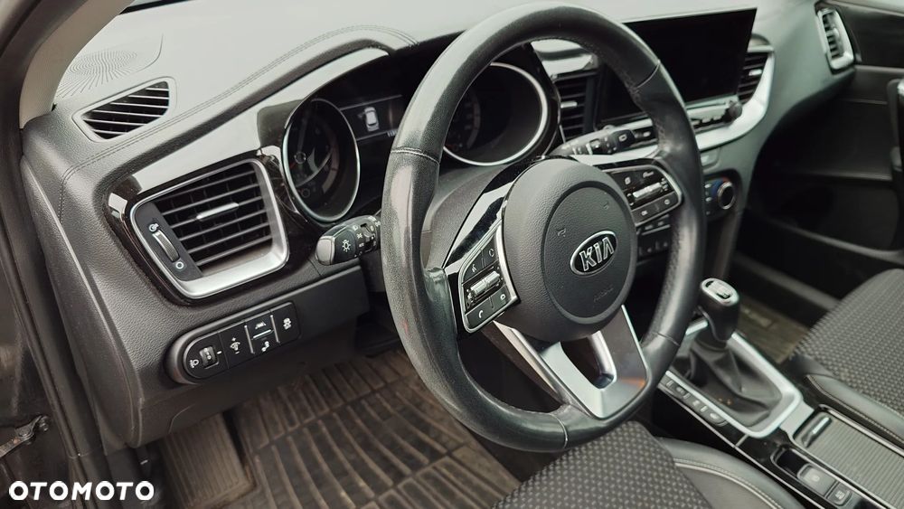 Kia XCeed 1.6 T-GDI L - 11