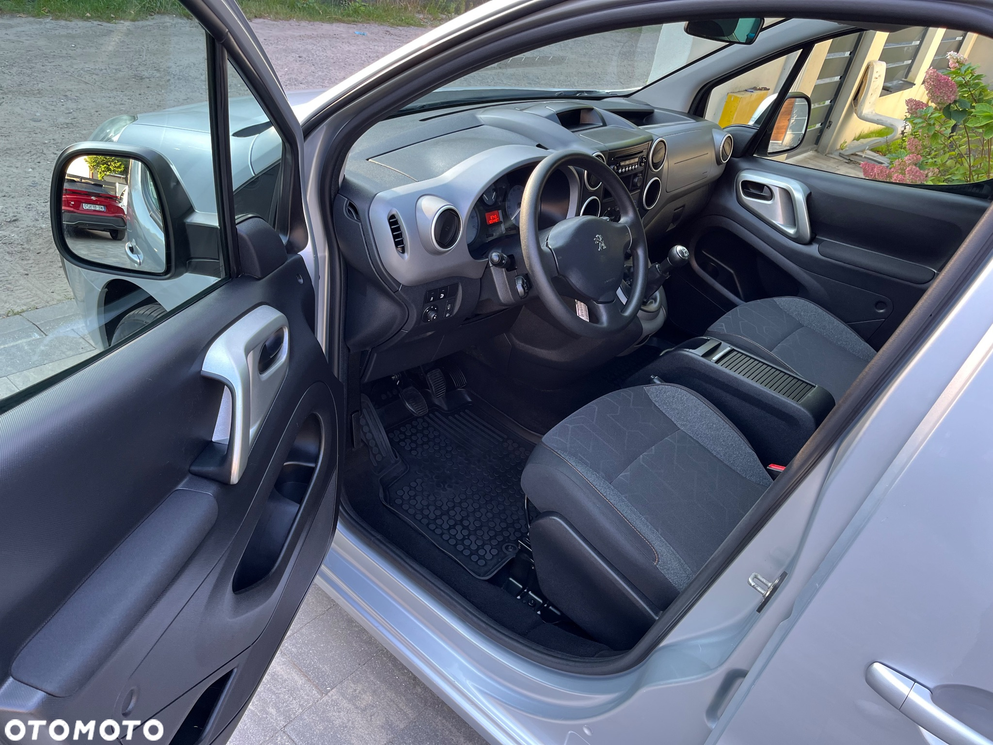 Peugeot Partner 1.6 BlueHDi Outdoor - 19