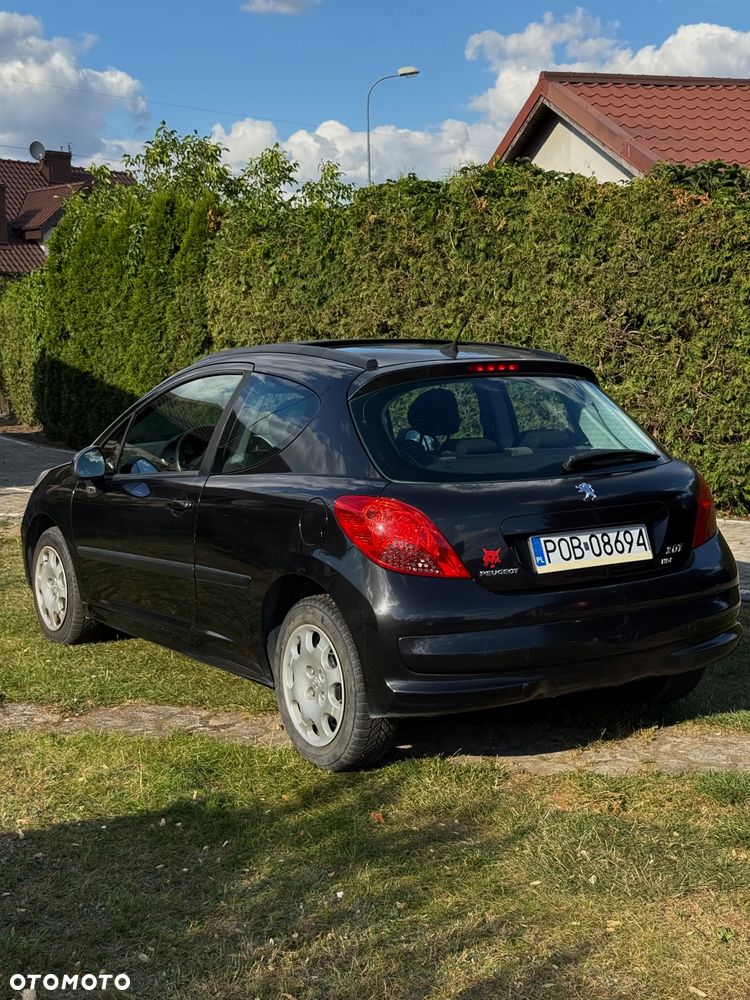 Peugeot 207 1.4 HDi Presence - 4