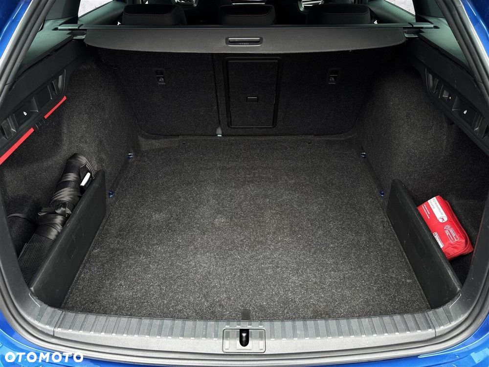 Skoda Octavia 2.0 TDI RS DSG - 9