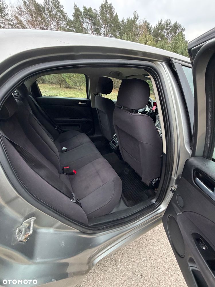 Alfa Romeo 159 1.9 JTDM 16V DPF Distinctive - 19