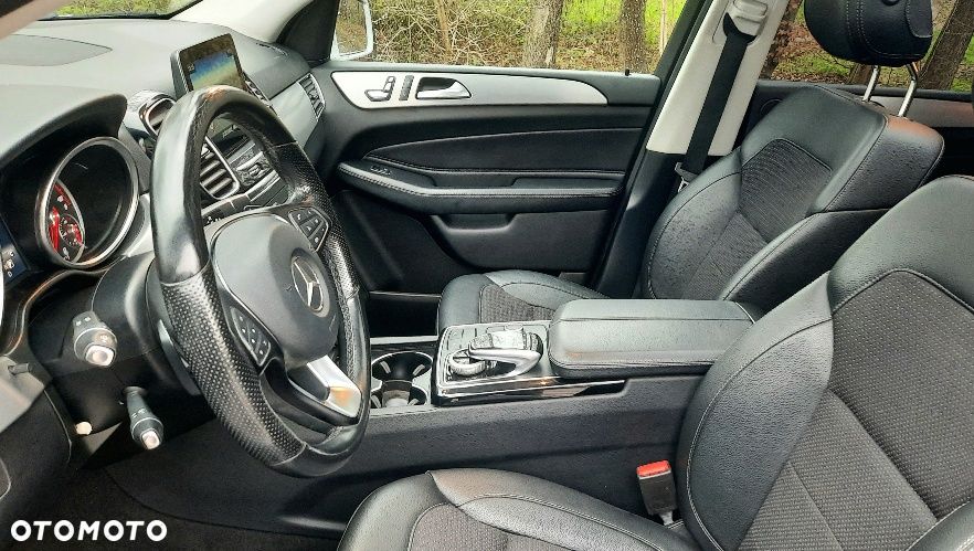 Mercedes-Benz GLE 250 d 4-Matic - 9