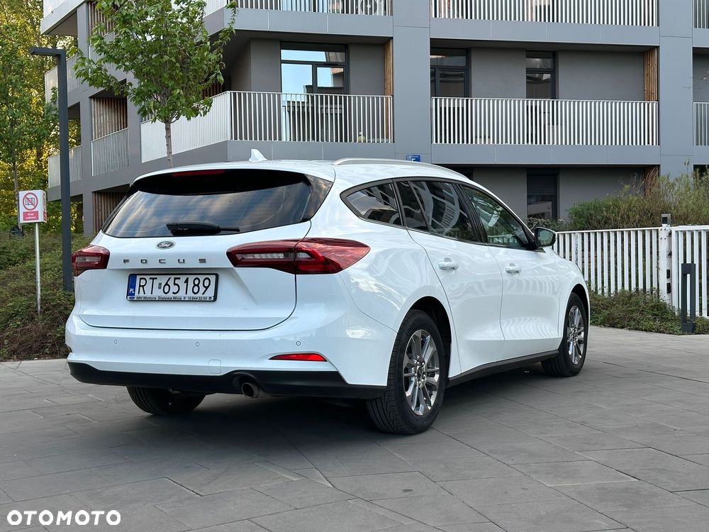 Ford Focus 1.0 EcoBoost Titanium Style - 5