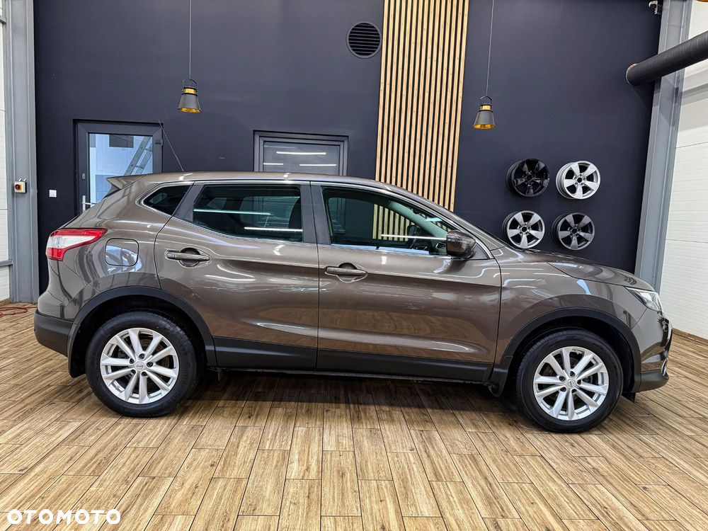 Nissan Qashqai 1.2 DIG-T N-Connecta EU6 - 6