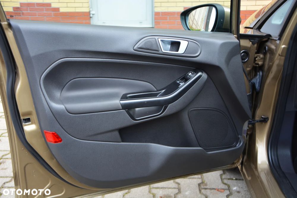 Ford Fiesta 1.25 SYNC Edition - 31