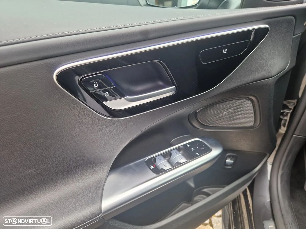 Mercedes-Benz C 300 d AMG Line - 12
