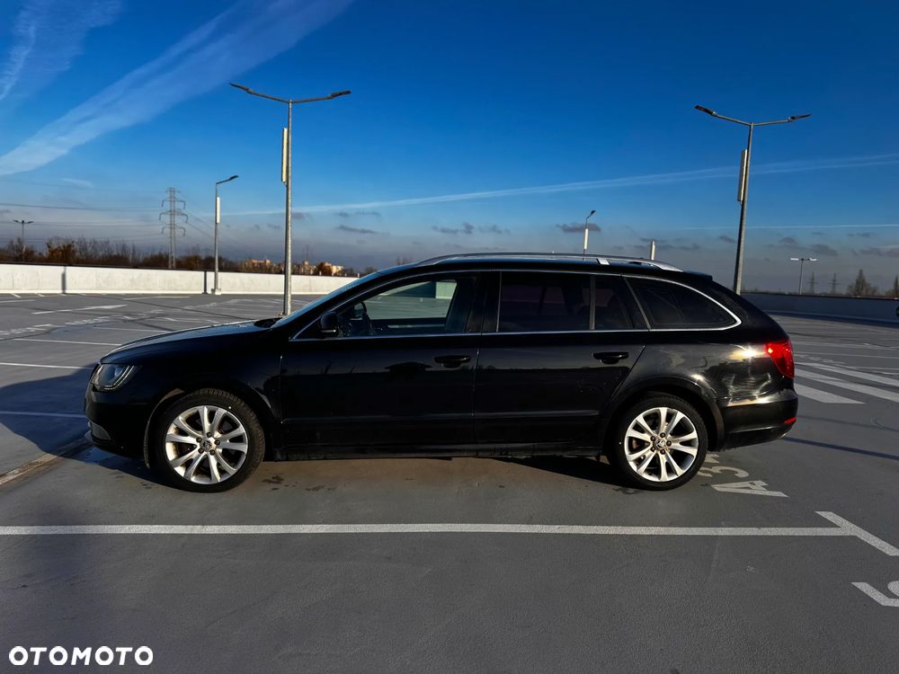 Skoda Superb 2.0 TDI Ambition - 2