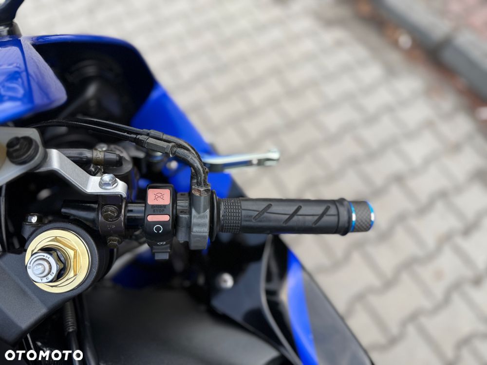 Honda CBR - 24