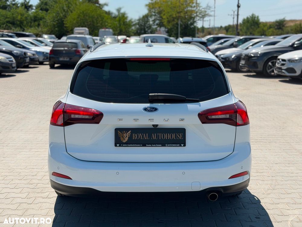 Ford Focus 1.5 TDCi Titanium - 11