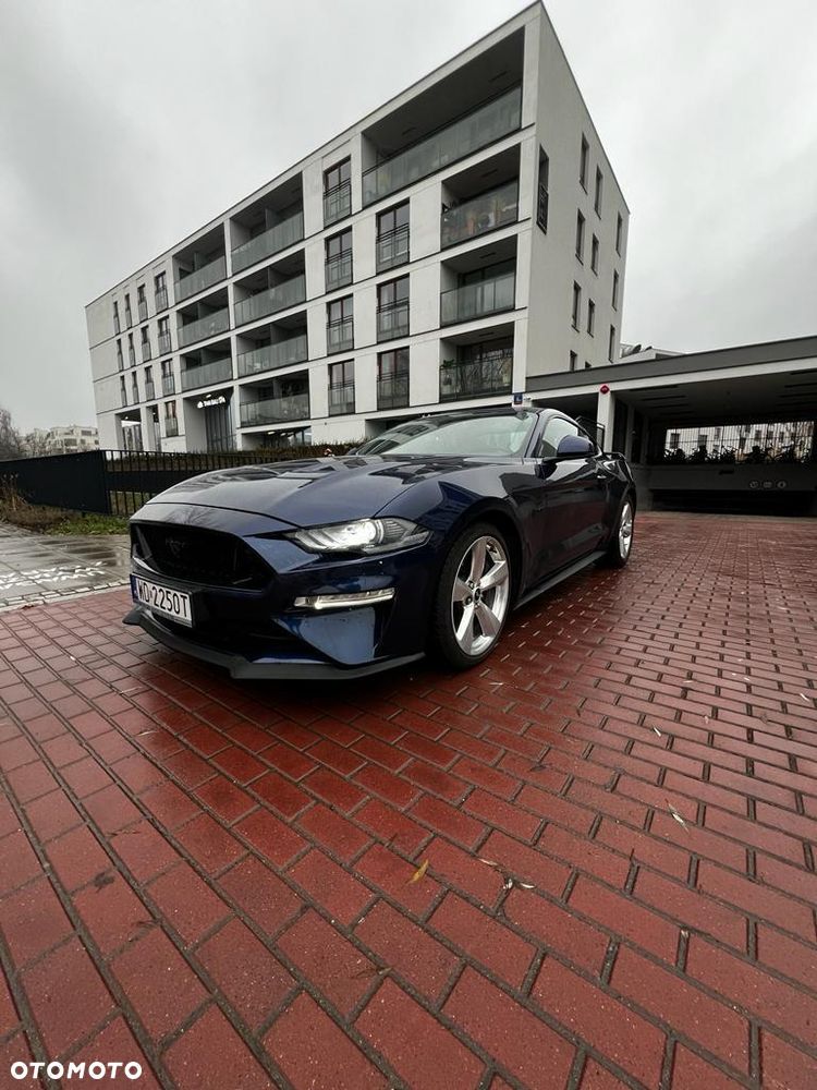Ford Mustang 5.0 V8 GT - 2