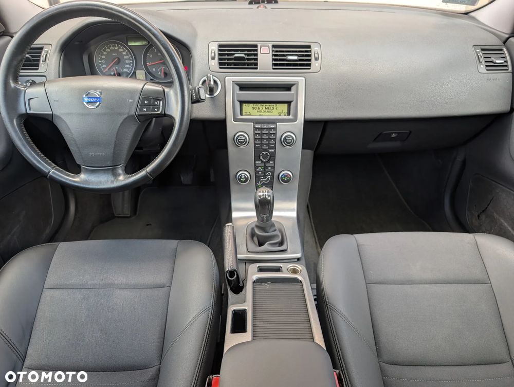 Volvo C30 1.8 Momentum - 7