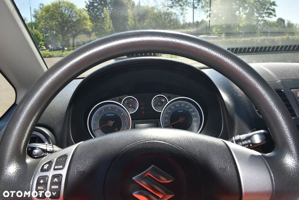 Suzuki SX4 - 13