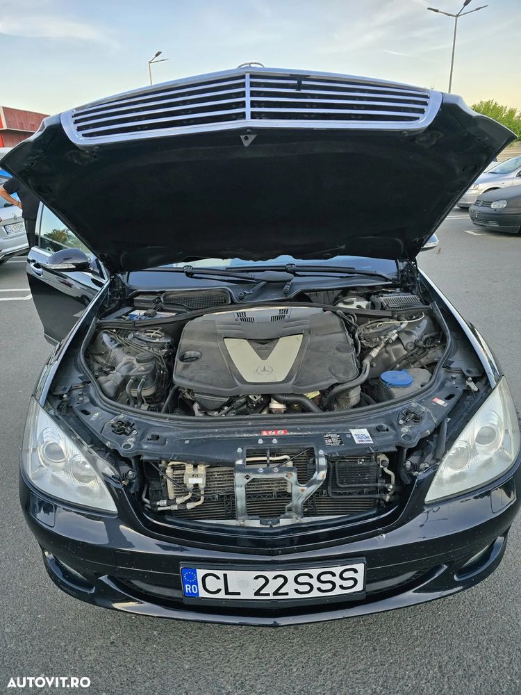 Mercedes-Benz S - 12